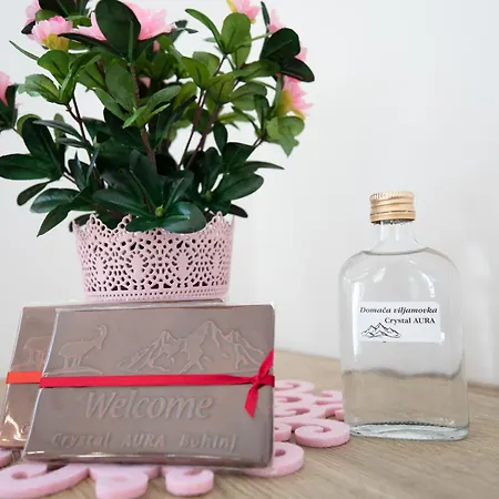 Apartments Crystal Aura Daire *